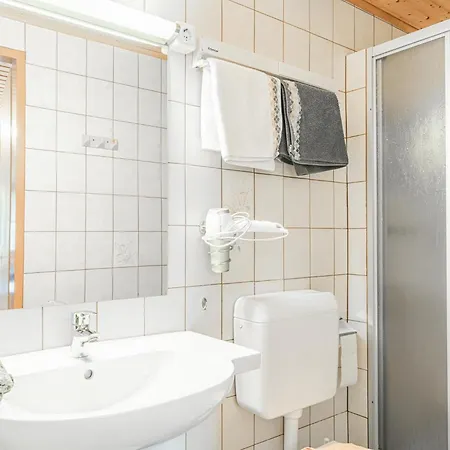 Weberhof 1-2-3-4-5 *