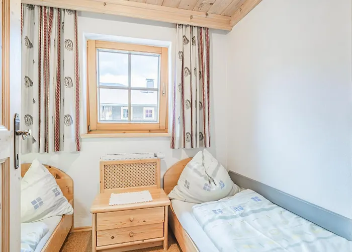 Weberhof 1-2-3-4-5 *