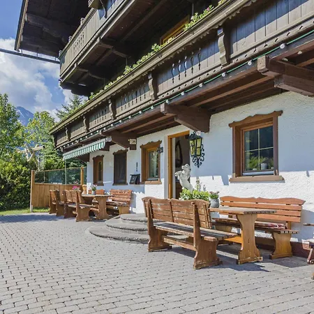 Weberhof 1-2-3-4-5 *